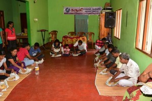 உறுப்பினர்களுக்கான உணவு வழங்கல் : Providing Meals for Members